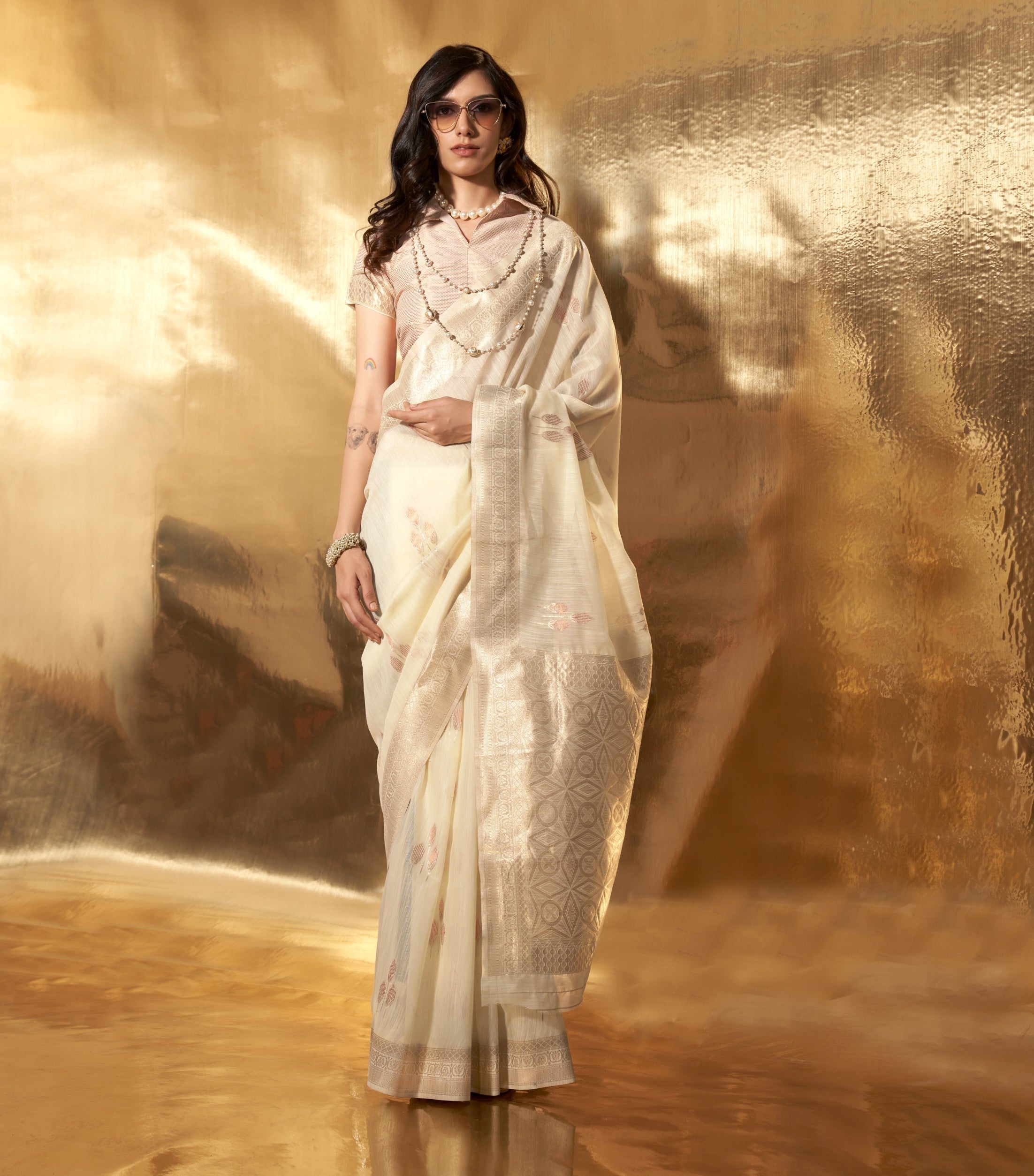 Solin Linen Ready To Wear Pocket Saree
