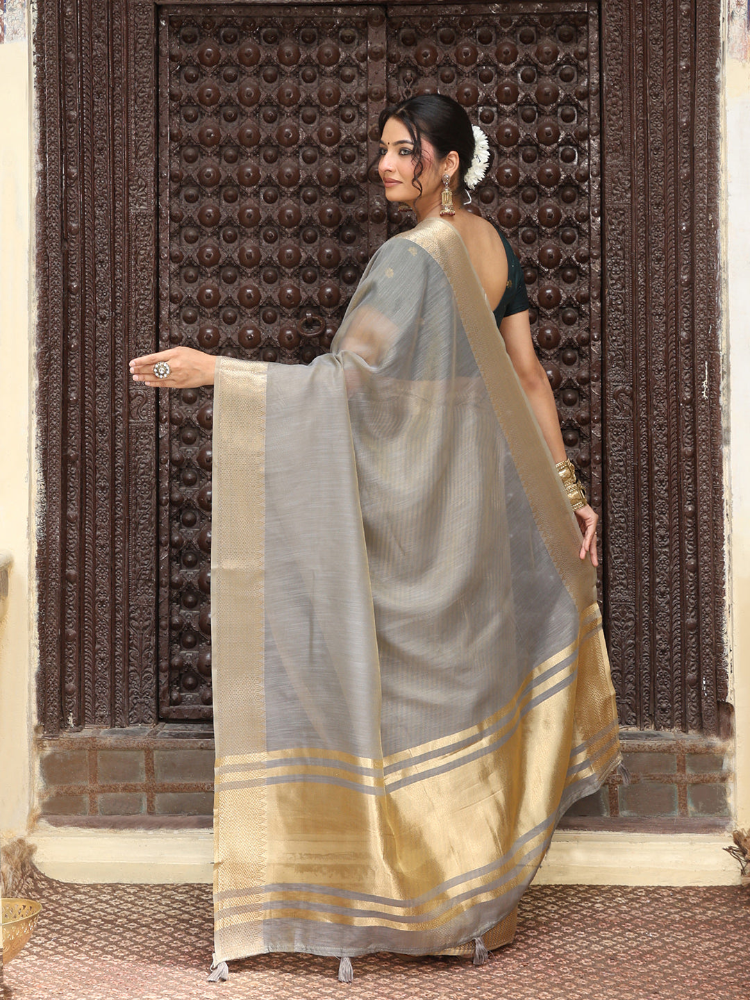 Grey Silk Cotton Ready To Wear Pocket Saree