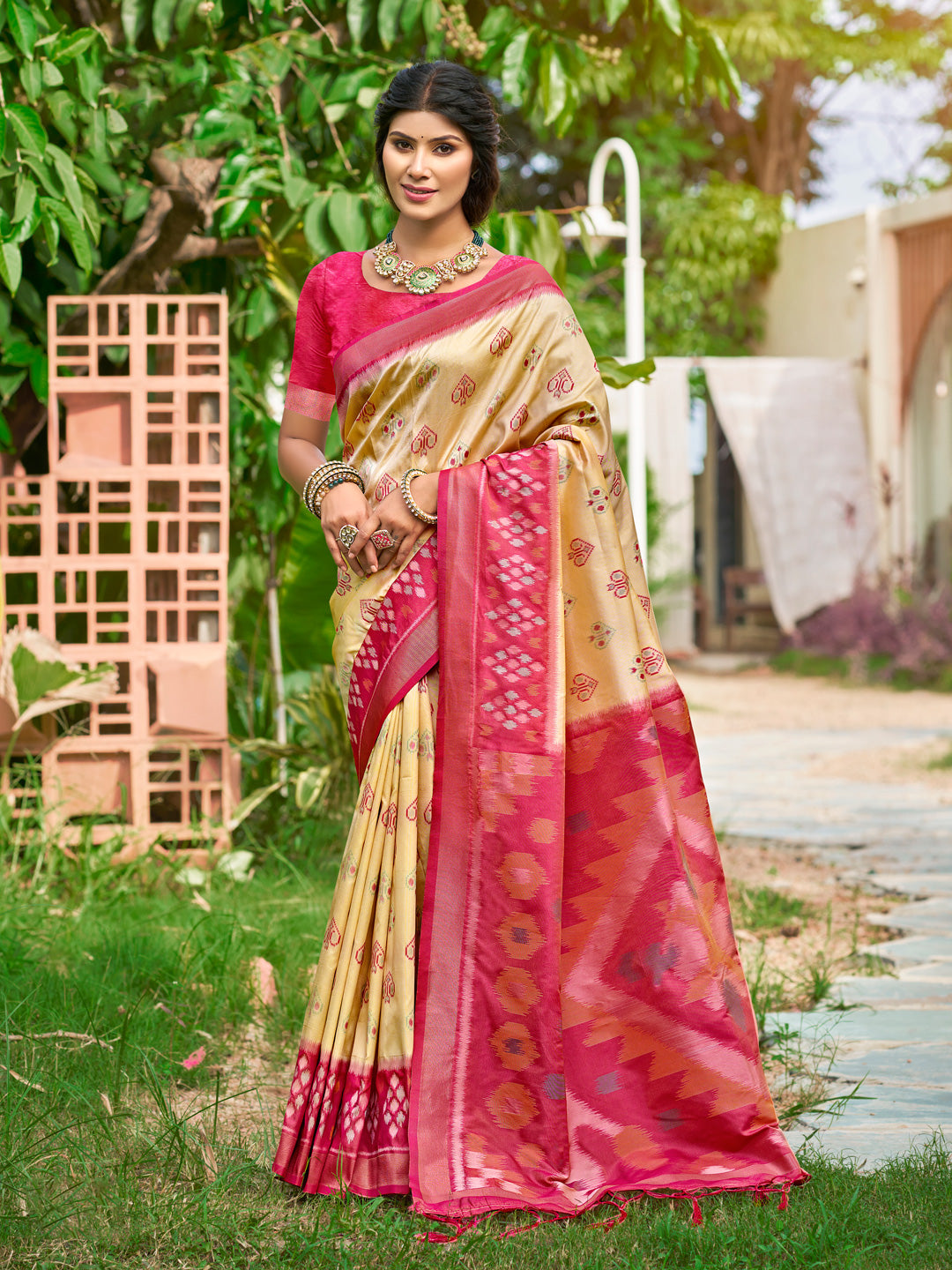 PixelLoom Silk (H) Ready To Wear Pocket Saree
