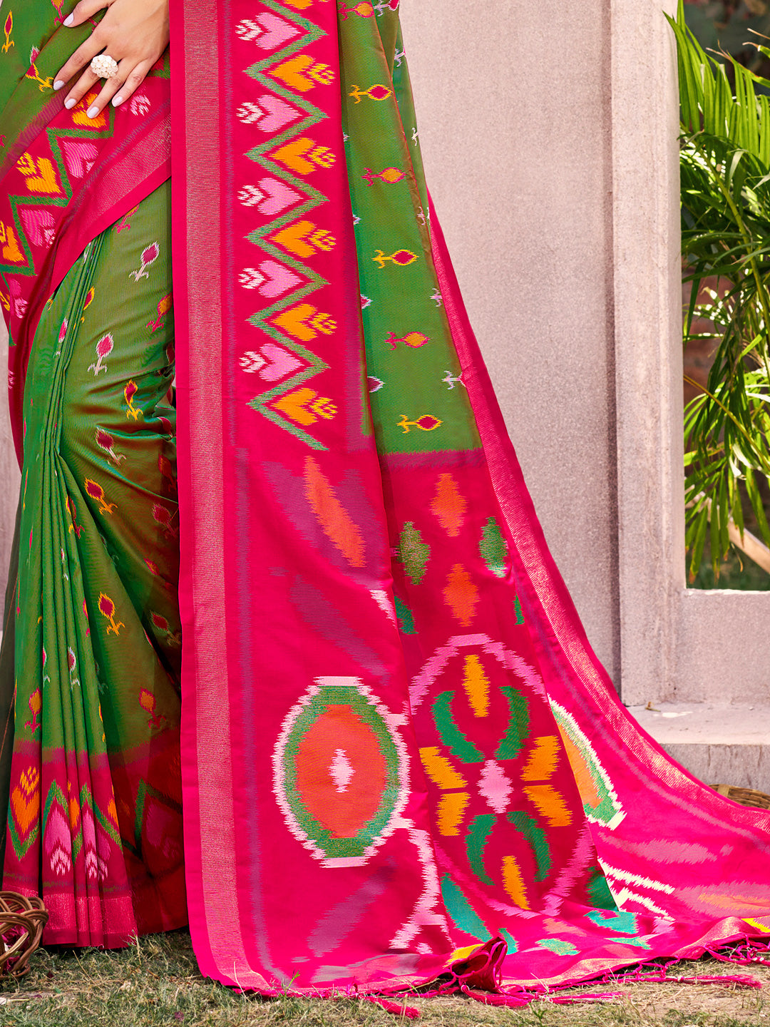 Ikat Reverie Powerloom Silk (D) Ready To Wear Pocket Saree