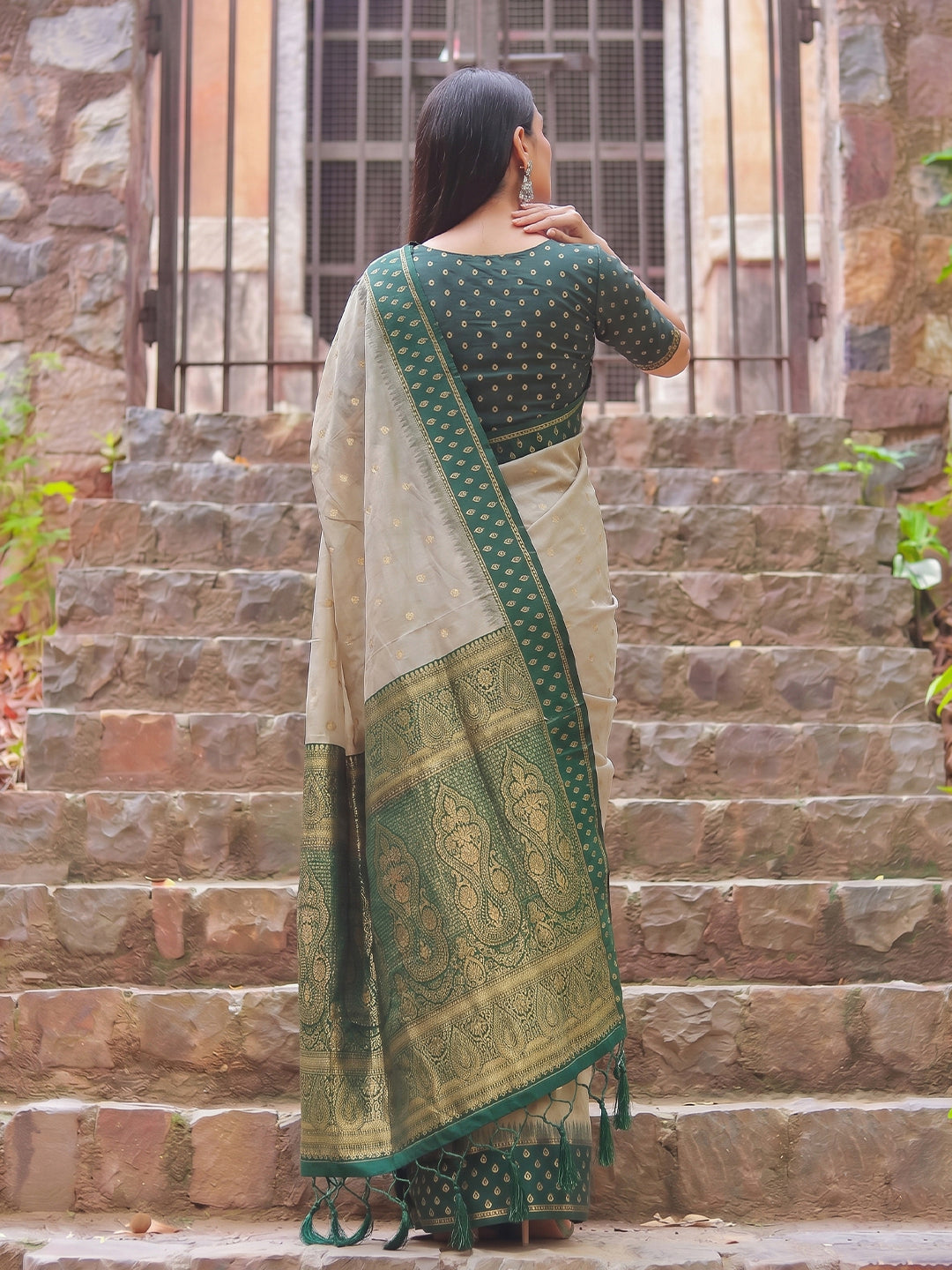 Madhvi Linen Cotton Ready To Wear Pocket Saree | Green