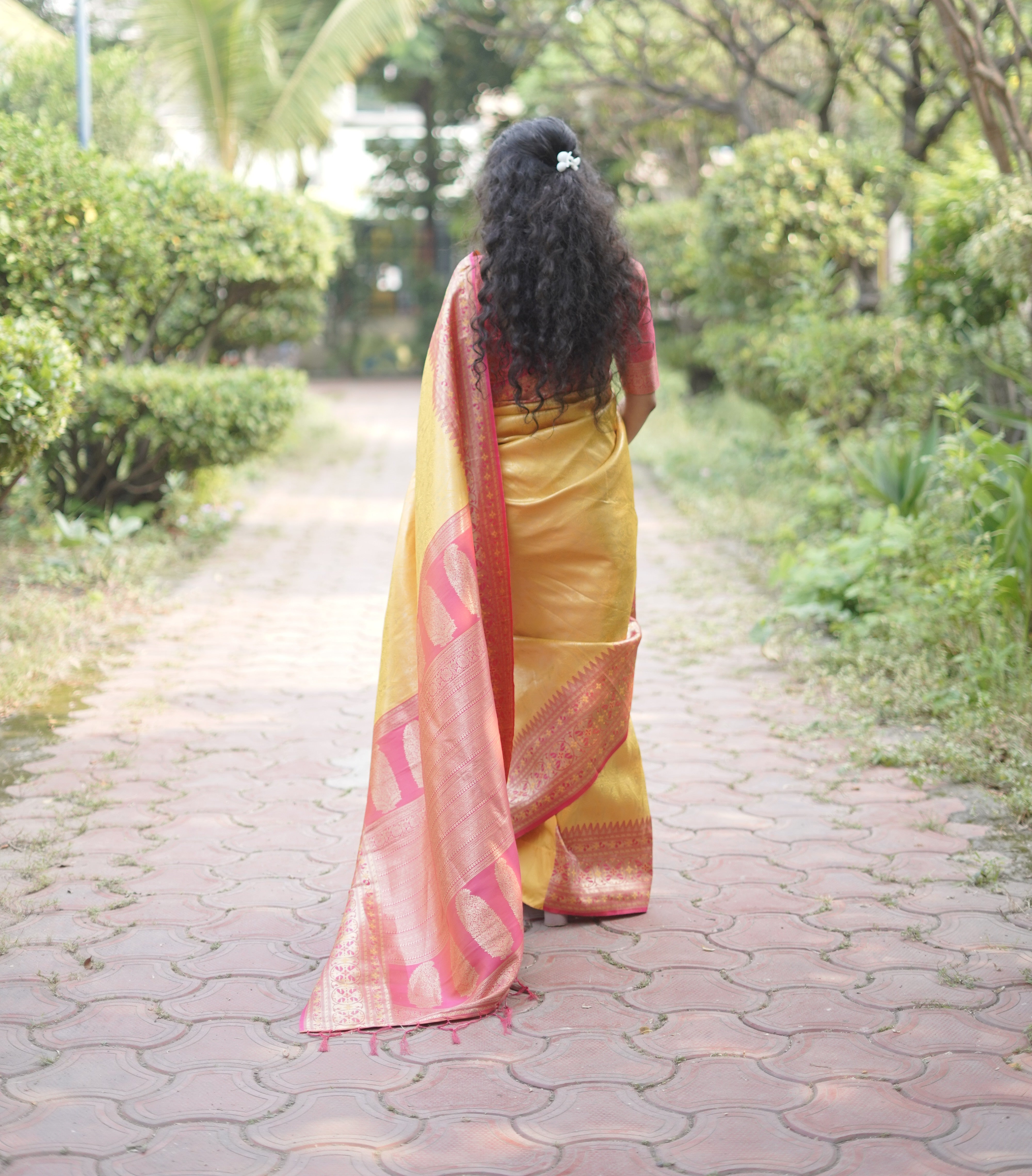 Sunlit Grace Banarasi Silk Ready To Wear Pocket Saree