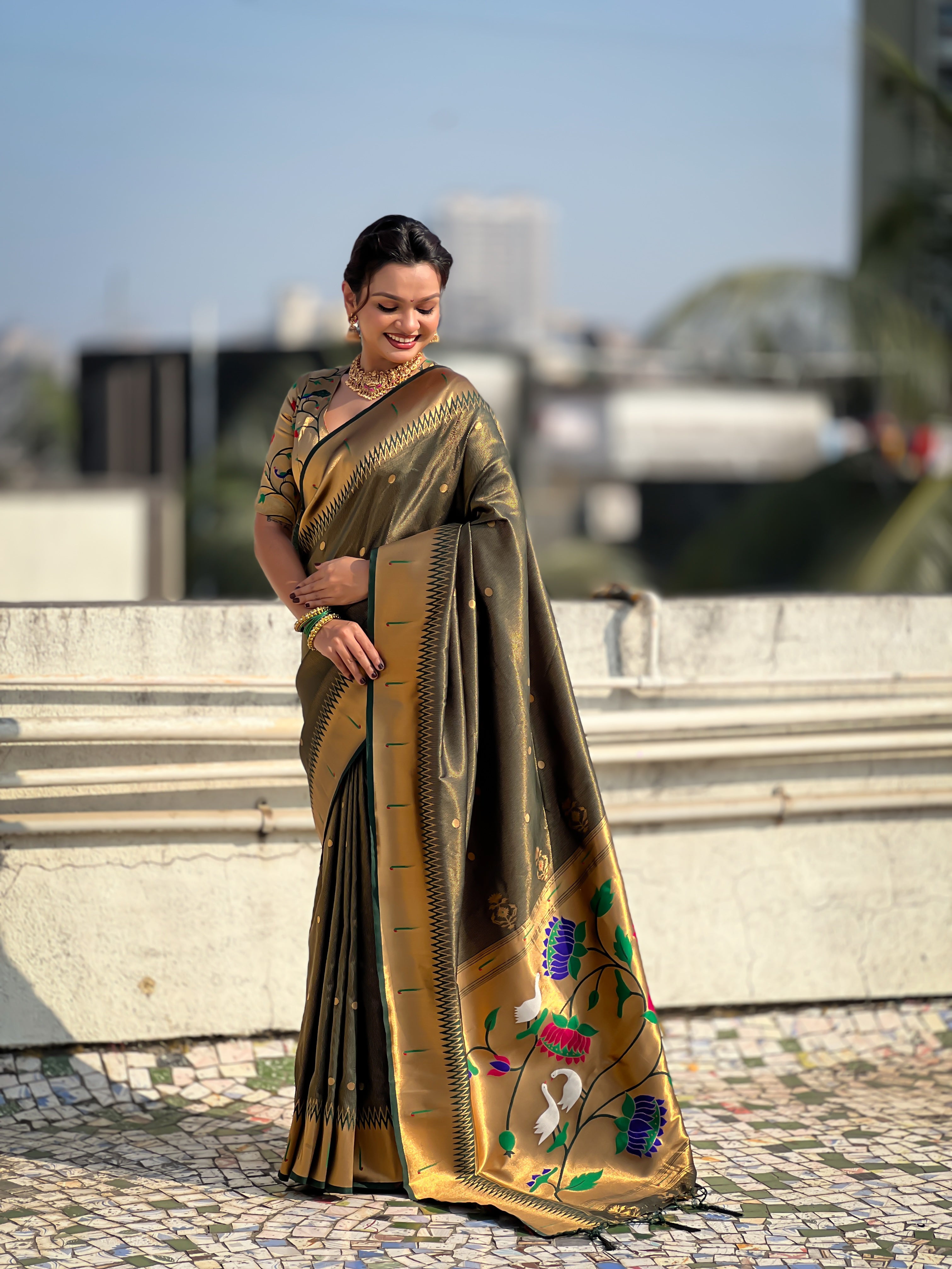 Shubh Savera Powerloom Paithani Silk Ready to Wear Pocket Saree