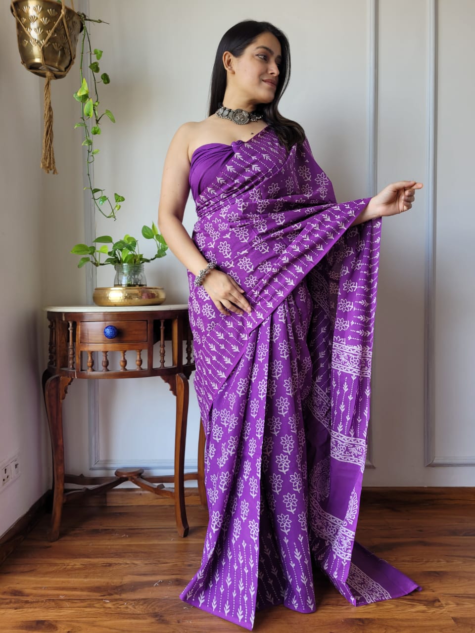 Whispers of Cotton (L) Ready To Wear Pocket Saree