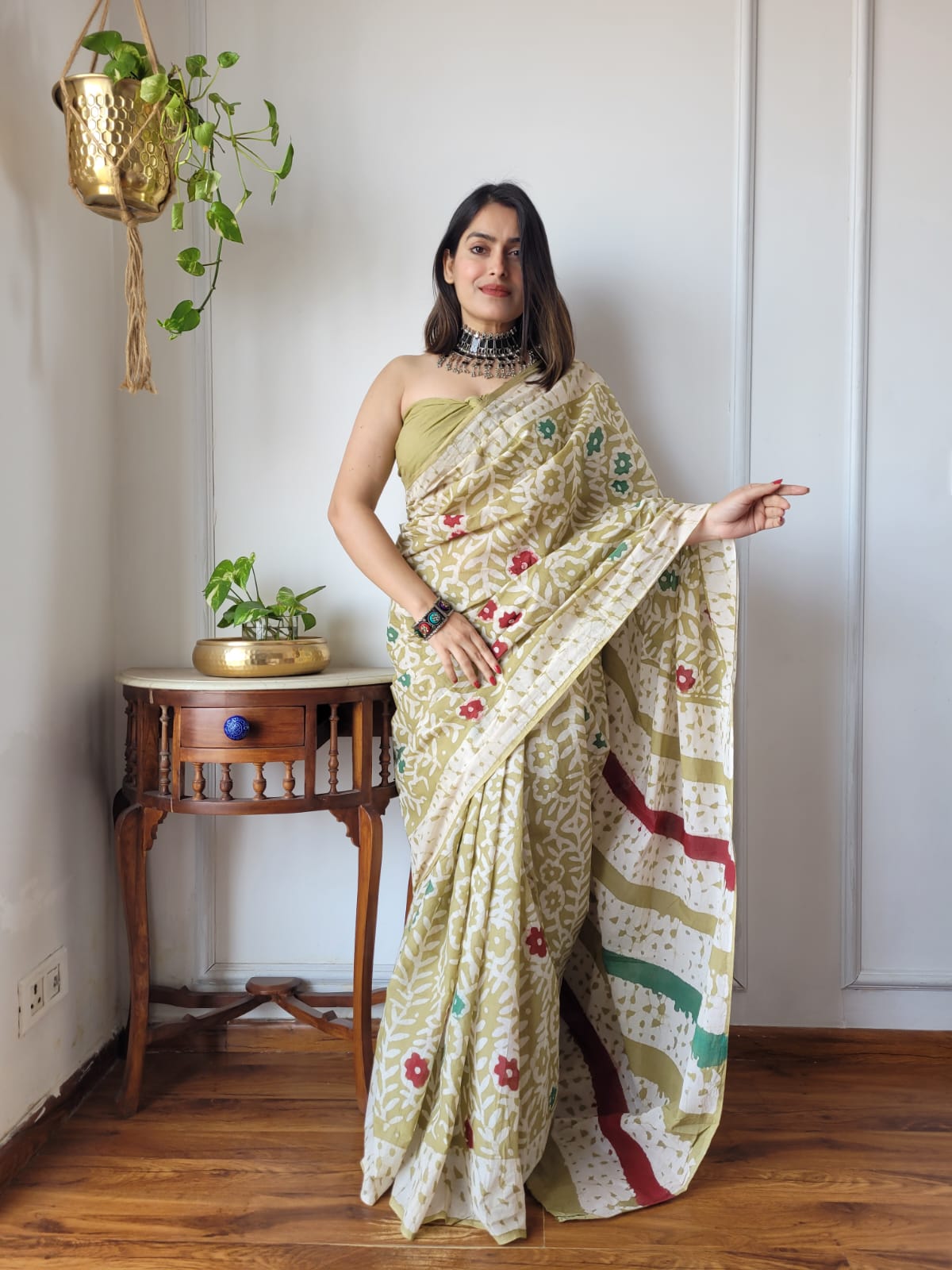 Whispers of Cotton (H) Ready To Wear Pocket Saree