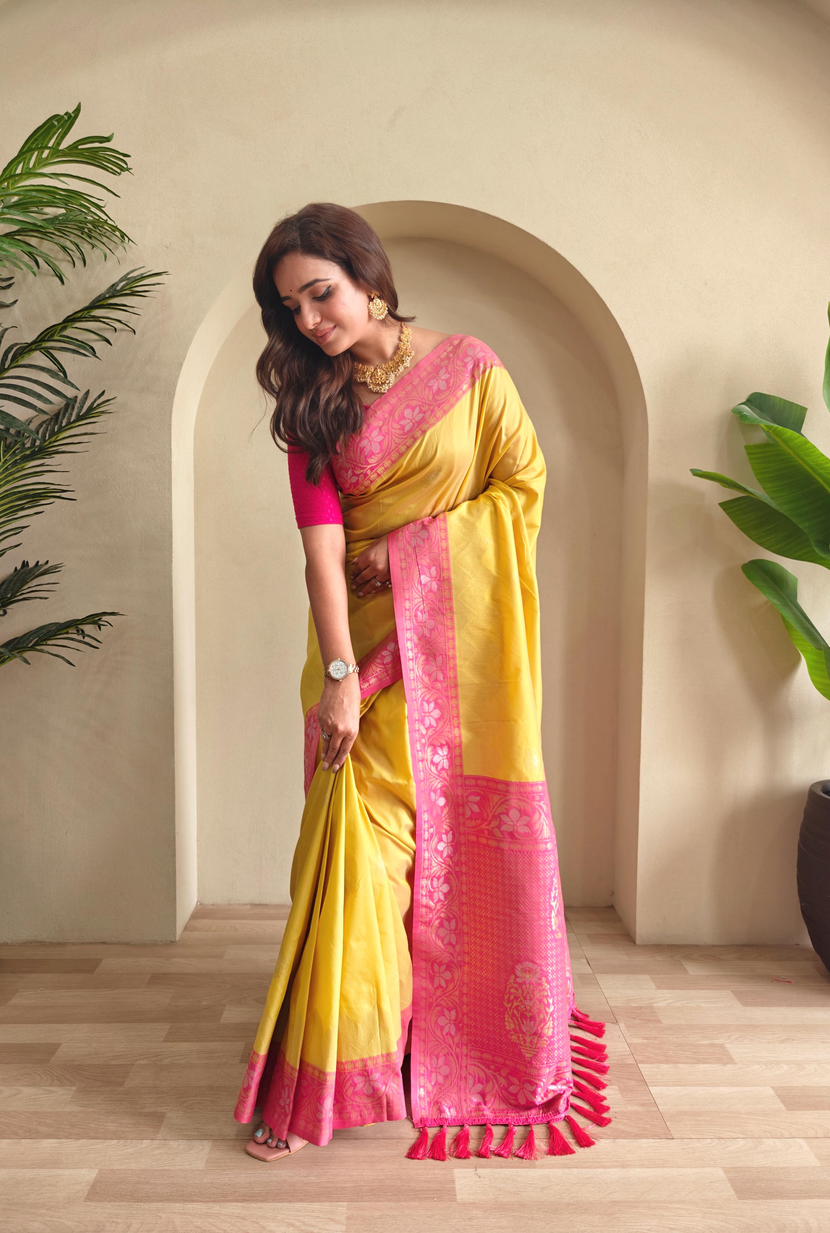 Dviranga – Dual Tone Silk Ready-to-Wear Pocket Saree