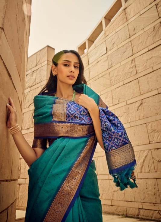 Loomed Legacy Narachi Silk Ready To Wear Pocket Saree