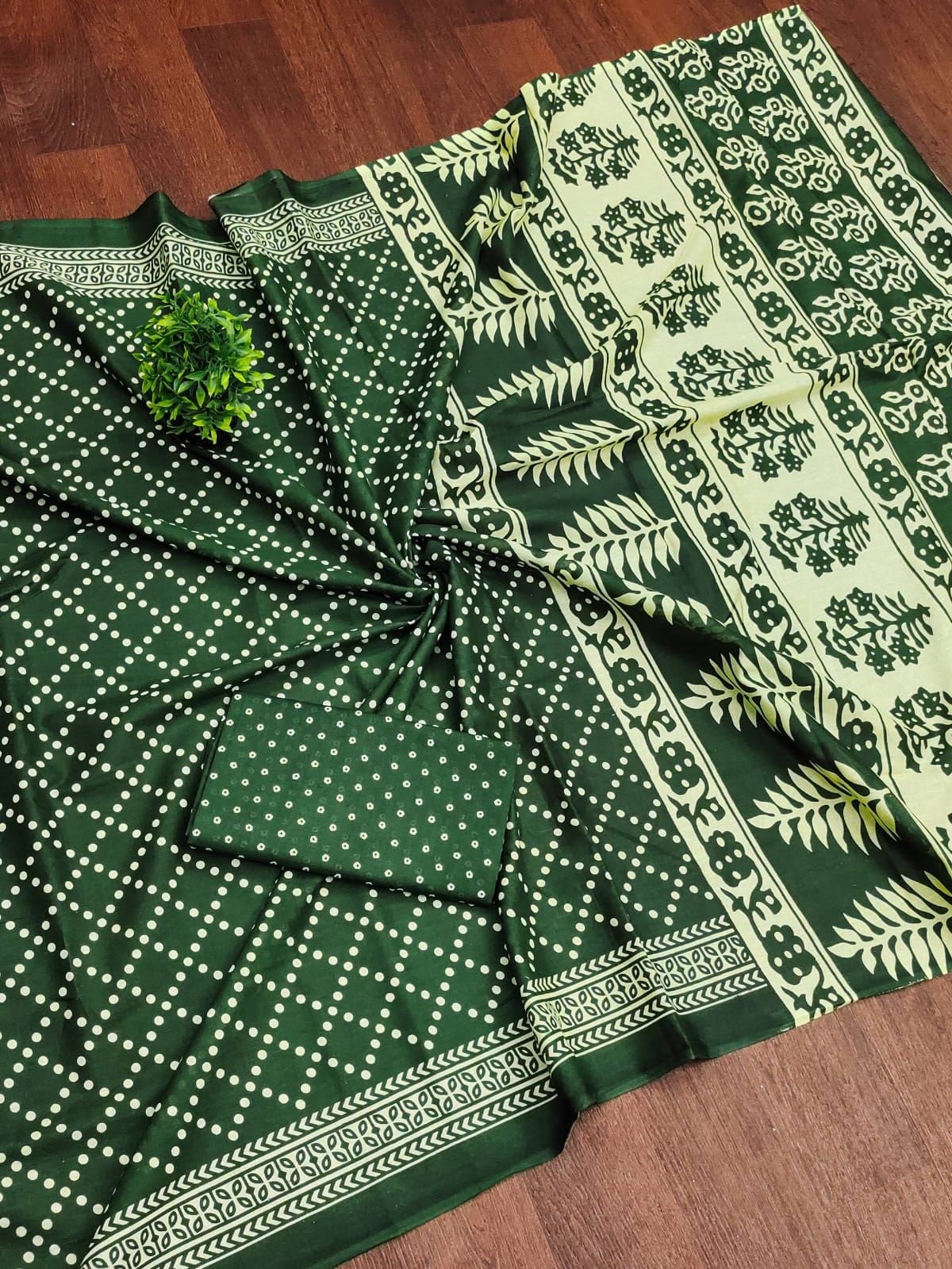 Ajrakh Bandhani Cotton Printed (Green) Ready To Wear Pocket Saree