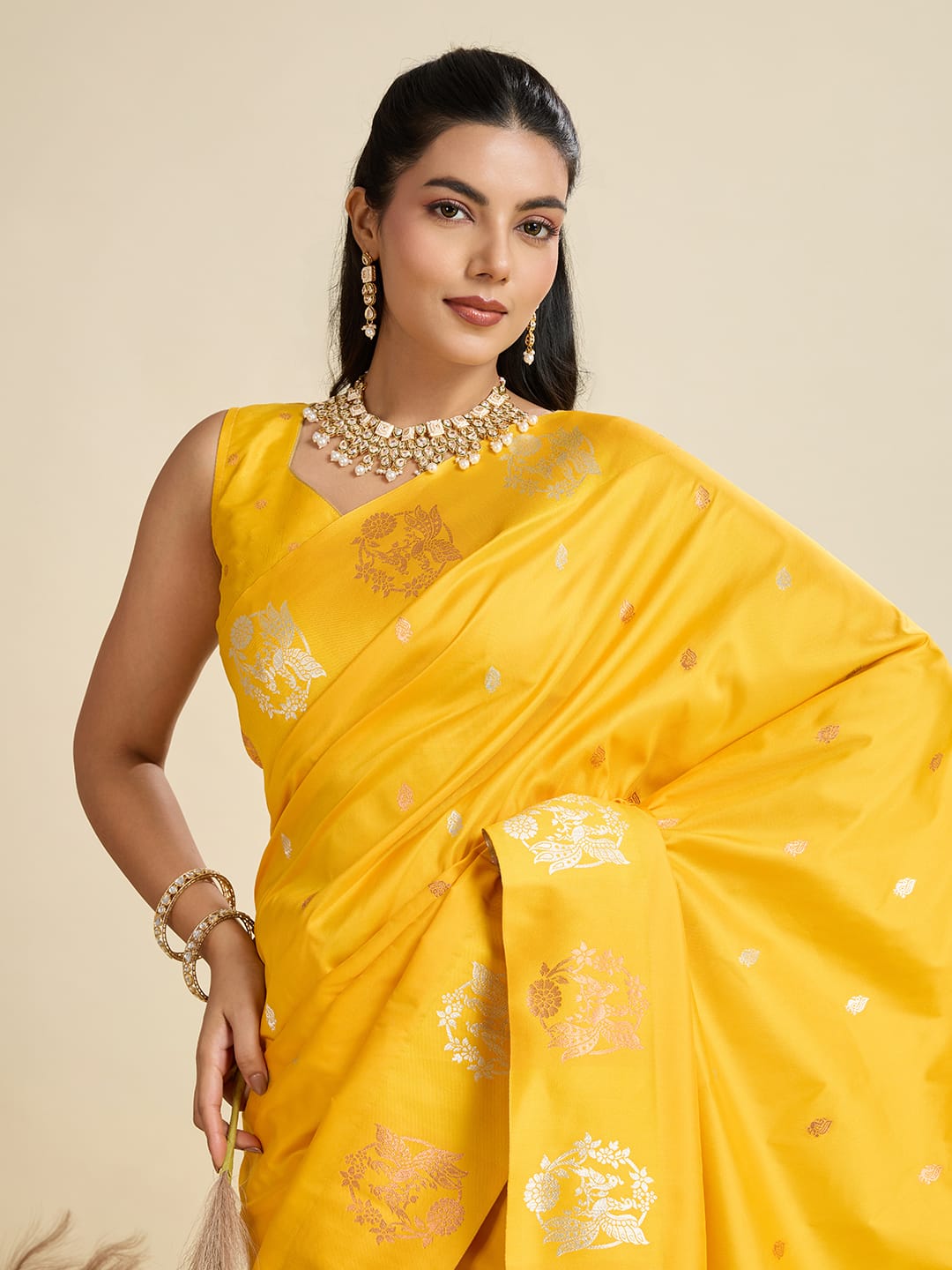 Utsav Aura (F) Ready To Wear Pocket Saree