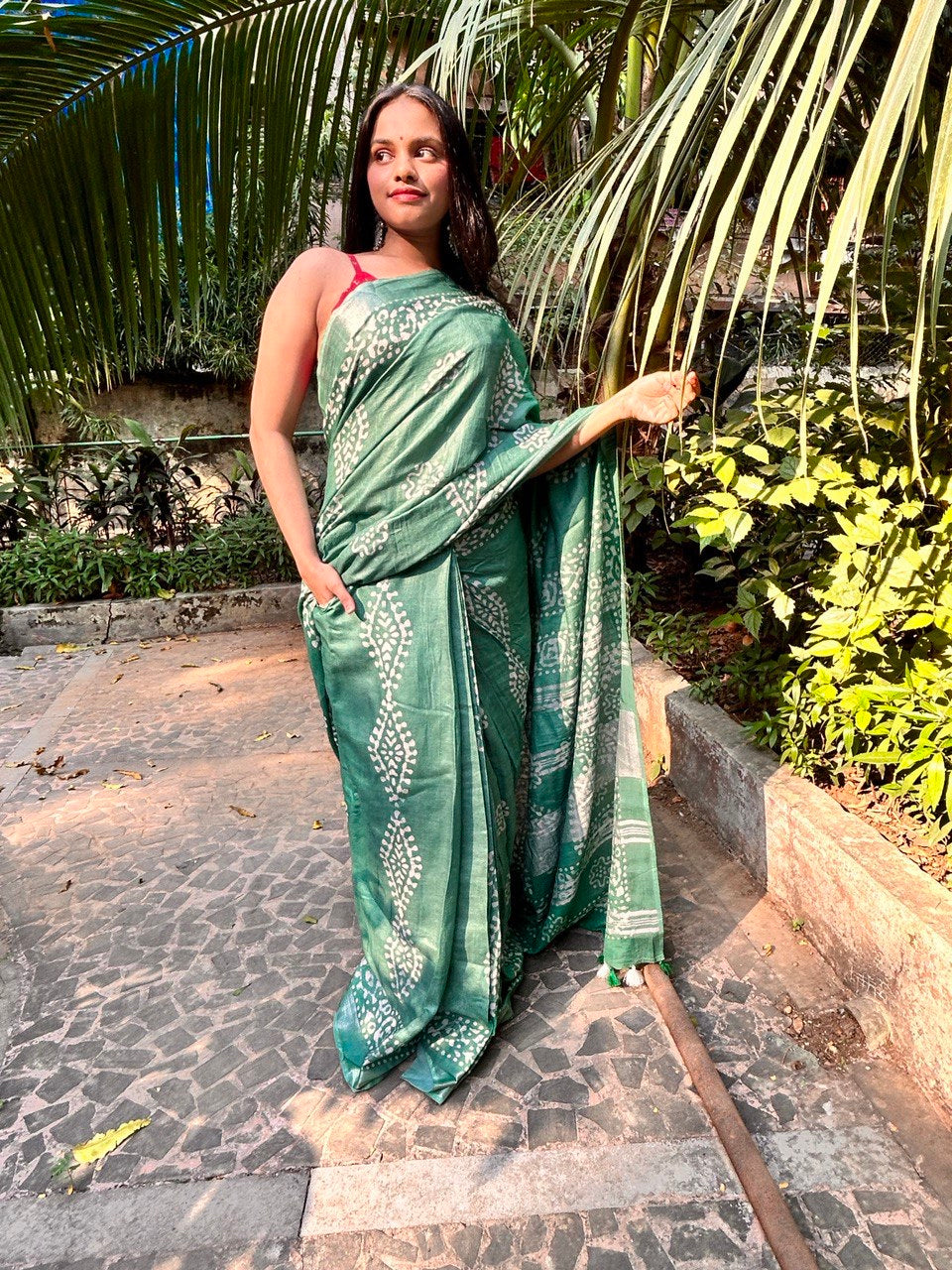 Natural Elegance Ready-to-wear Pocket Saree