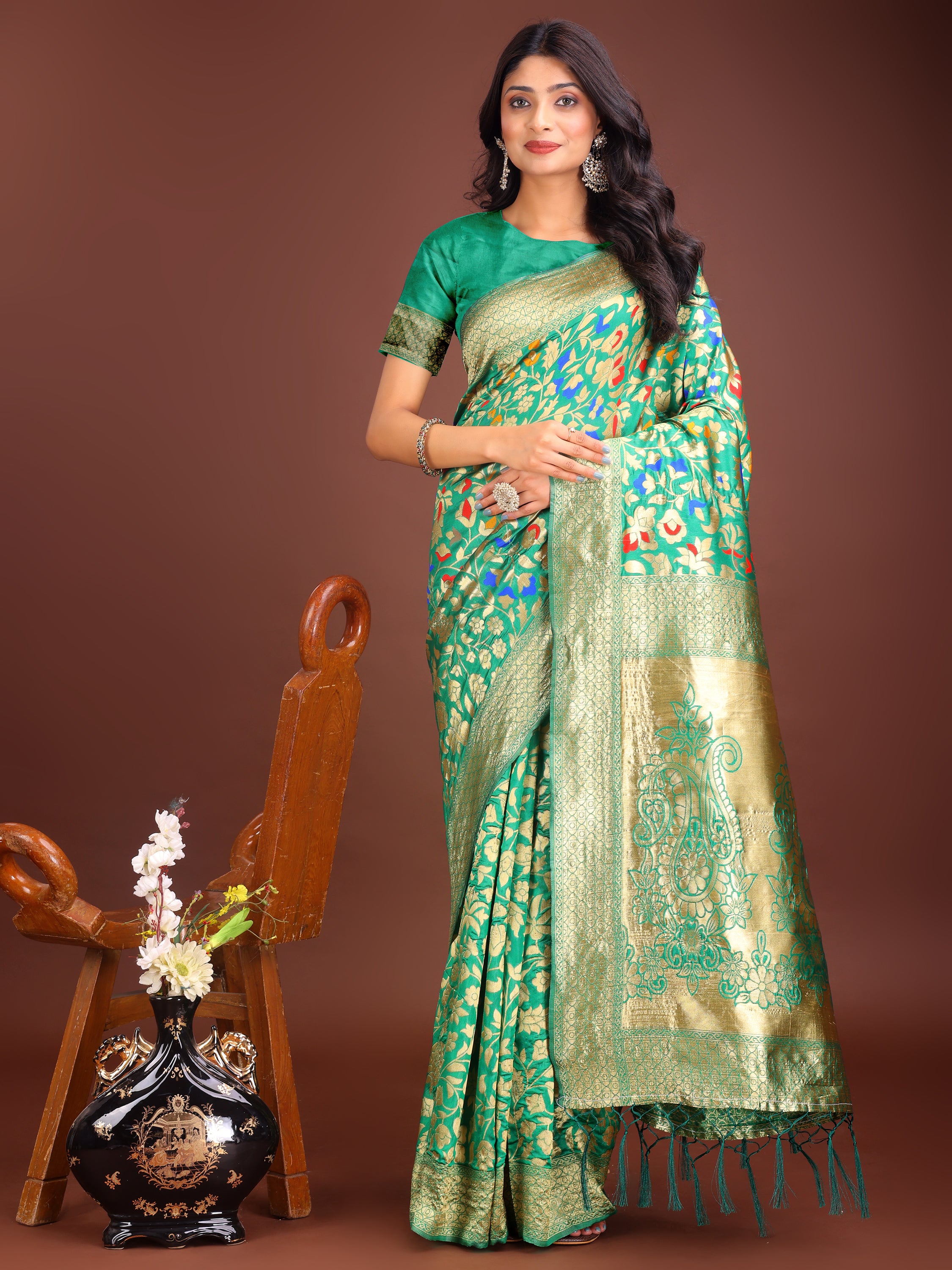 Ornate Bloom (A) Ready To Wear Pocket Saree