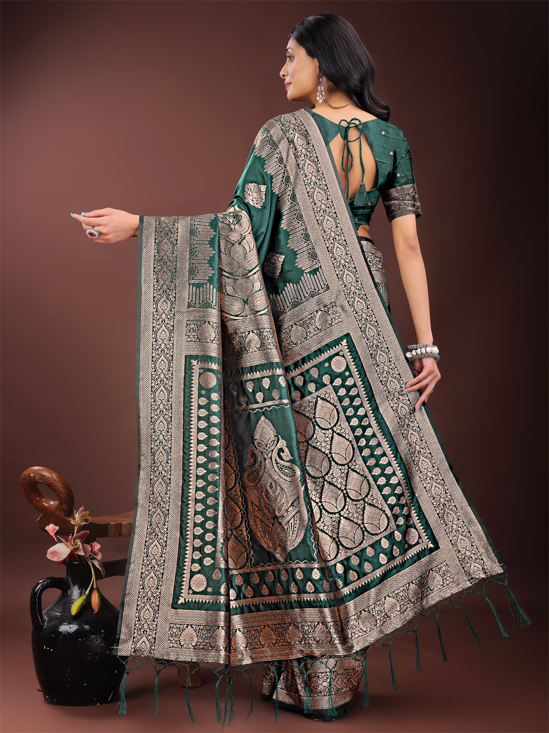 Regalia Silk Green Ready To Wear Pocket Saree