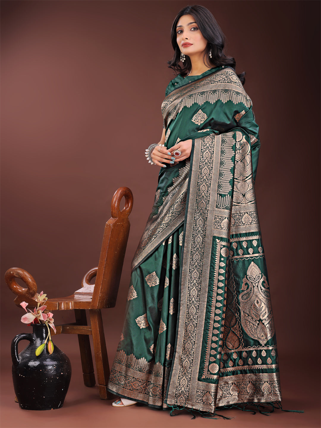 Regalia Silk Green Ready To Wear Pocket Saree
