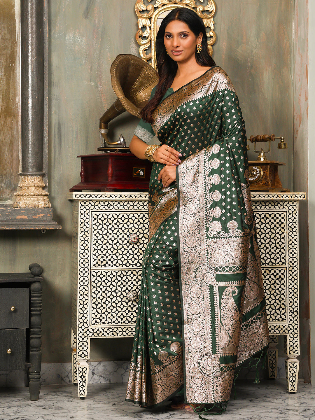 Silk Majesty Green Ready To Wear Pocket Saree