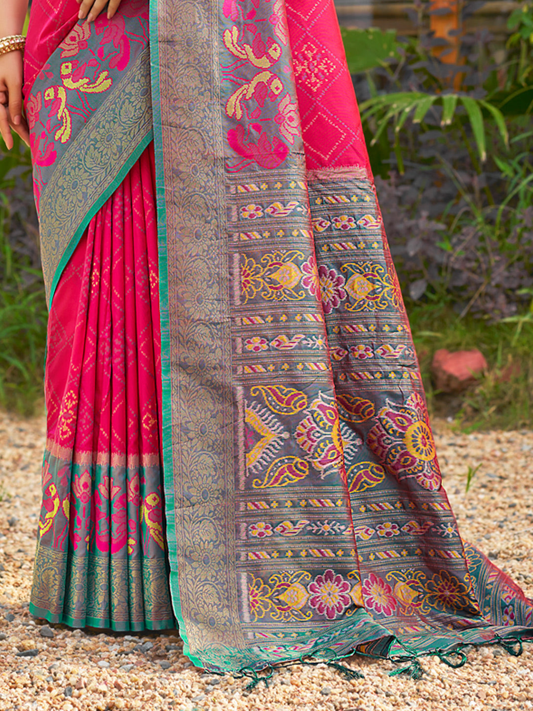 Iris Radiance Silk (B) Ready To Wear Pocket Saree