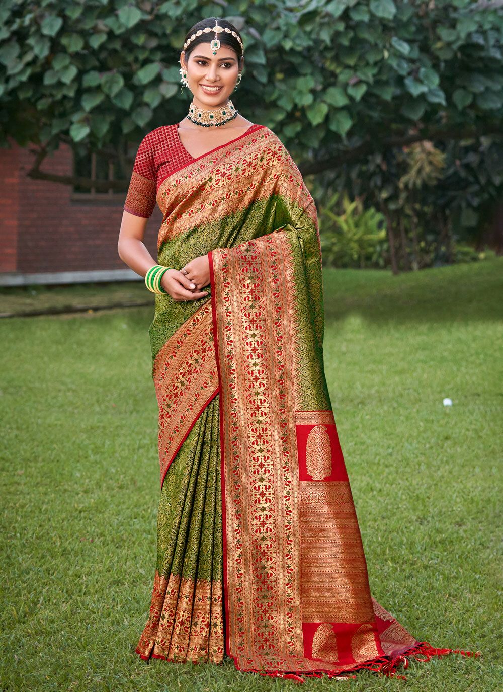 Golden Hour Banarasi Silk (B) Ready To Wear Pocket Saree