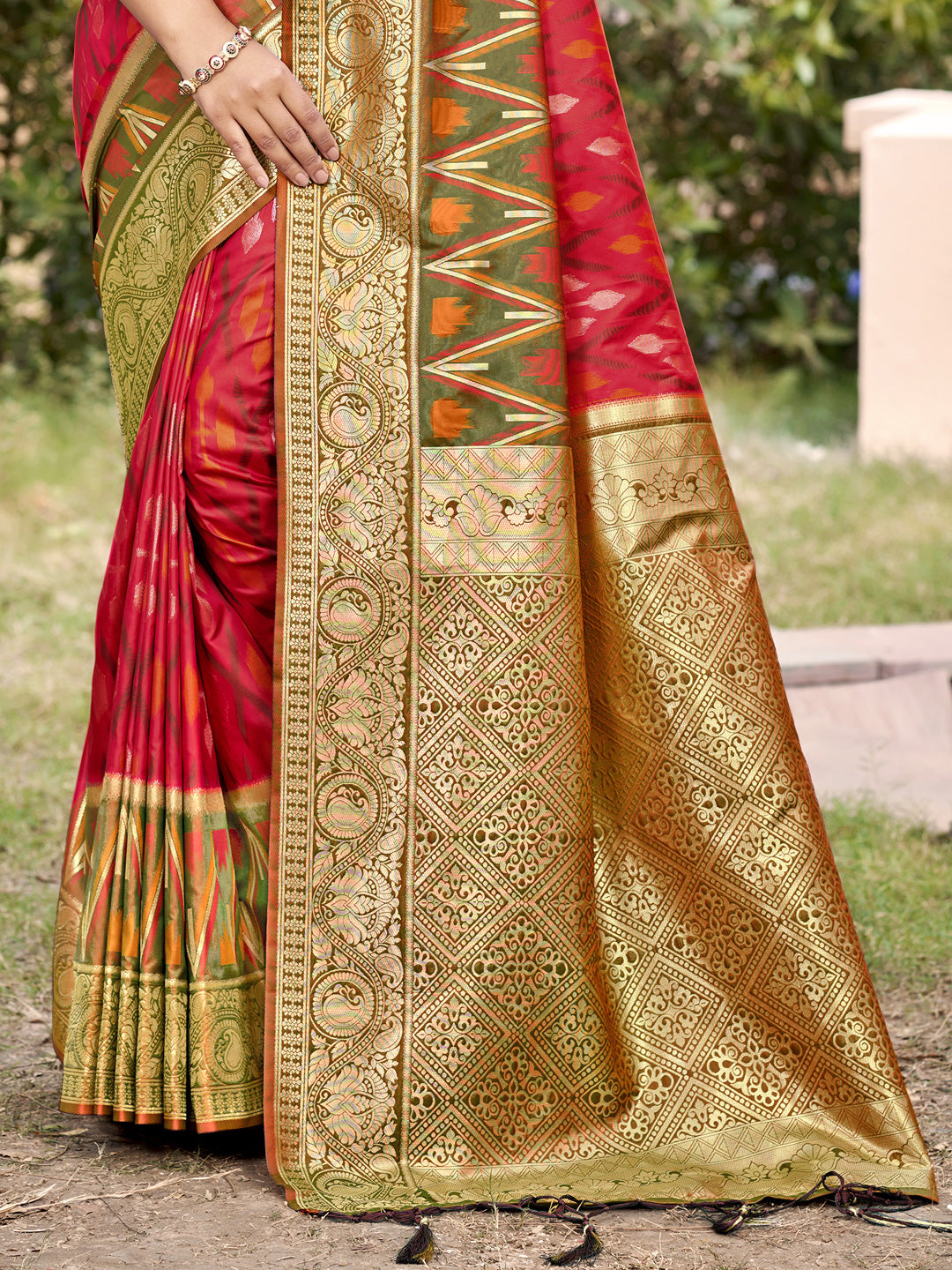 Crimson Ikat Powerloom Silk (D) Ready To Wear Pocket Saree