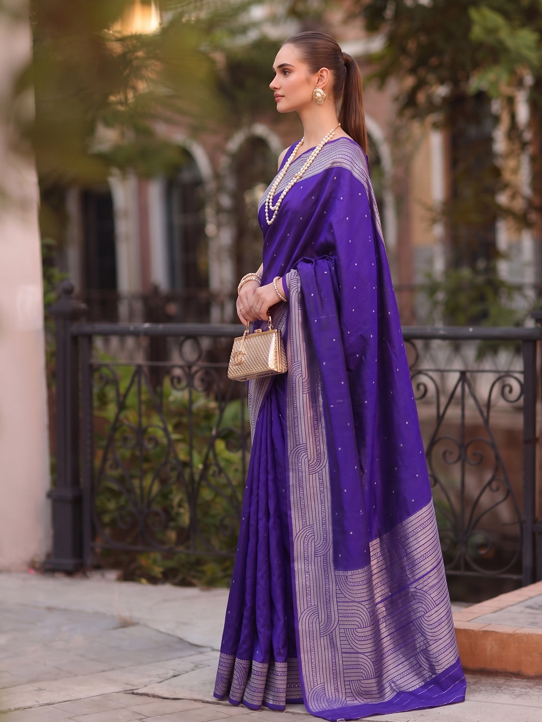 Zayna Weave Cotton (E) Ready To Wear Pocket Saree