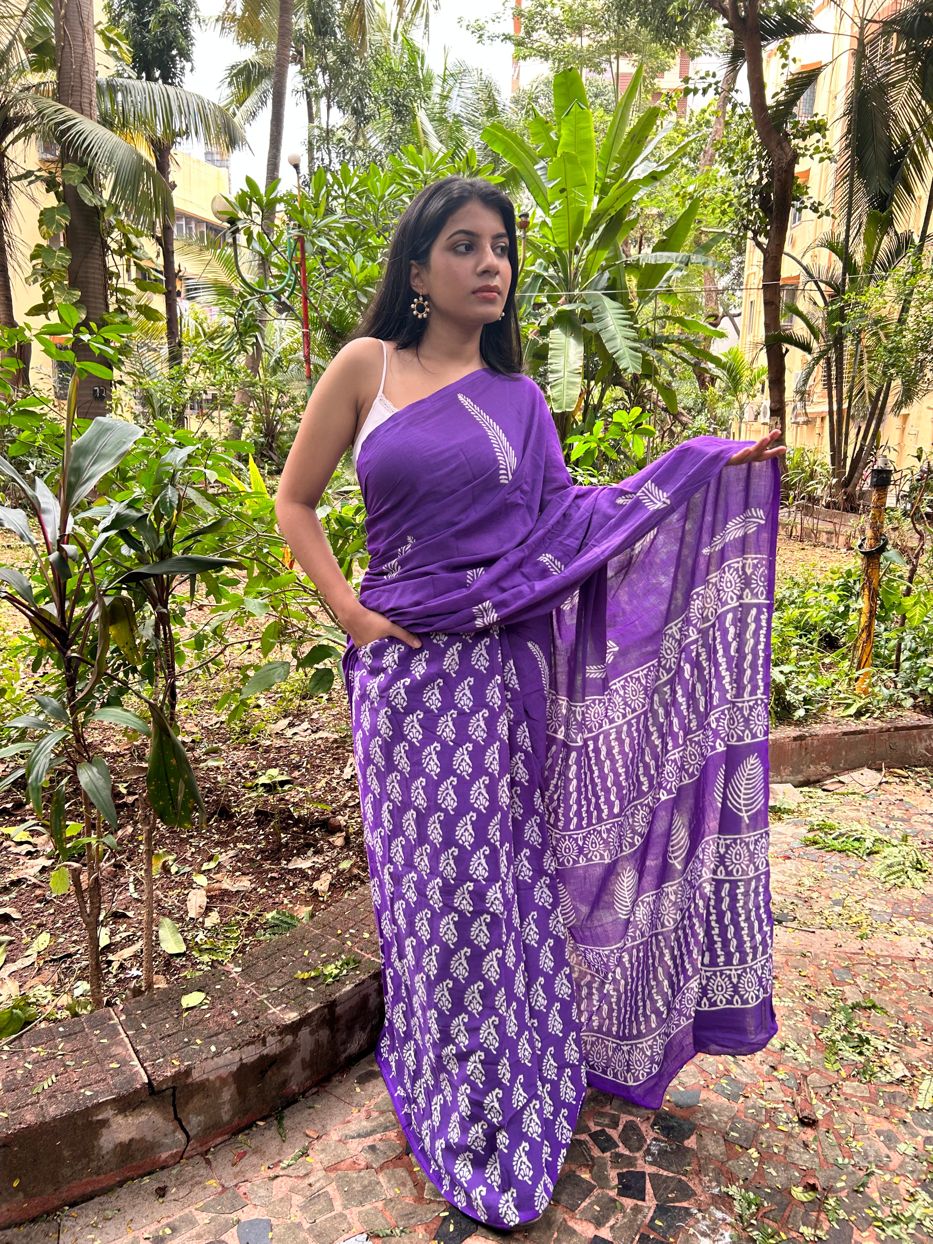Pure Elegance Ready-to-wear Pocket Saree