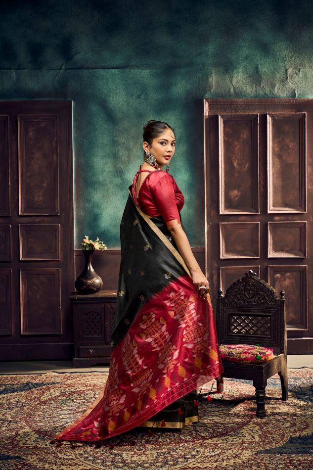 Evara Tussar Silk Ready To Wear Pocket Saree | Black