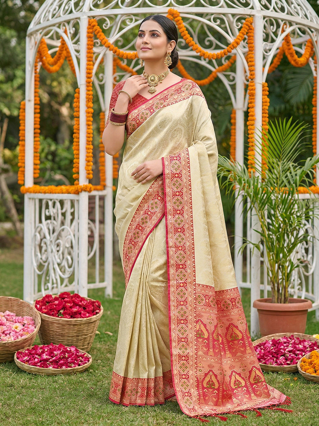 Subtle Splendor Banarasi Silk (E) Ready To Wear Pocket Saree