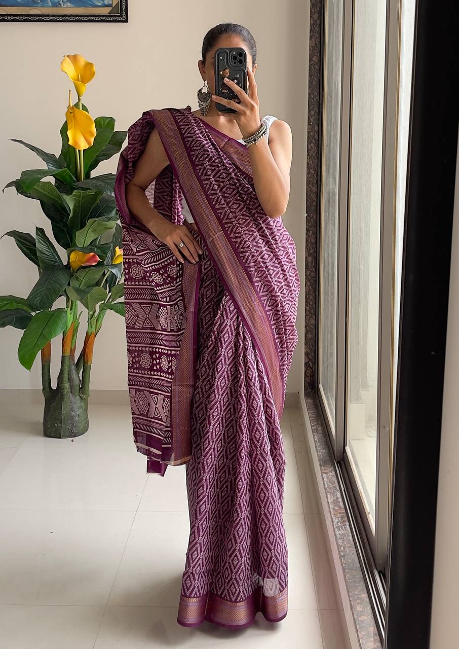 Mulmul Cotton (Purple) Bandhani Printed Ready To Wear Pocket Saree