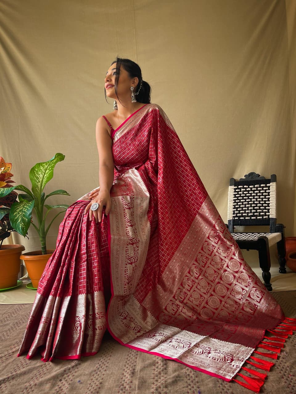 Royal Onyx (Crimson Red) Ready To Wear Pocket Saree