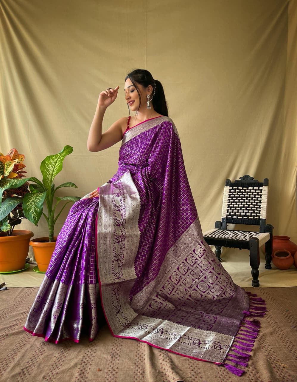 Royal Onyx silk (Purple) Ready To Wear Pocket Saree