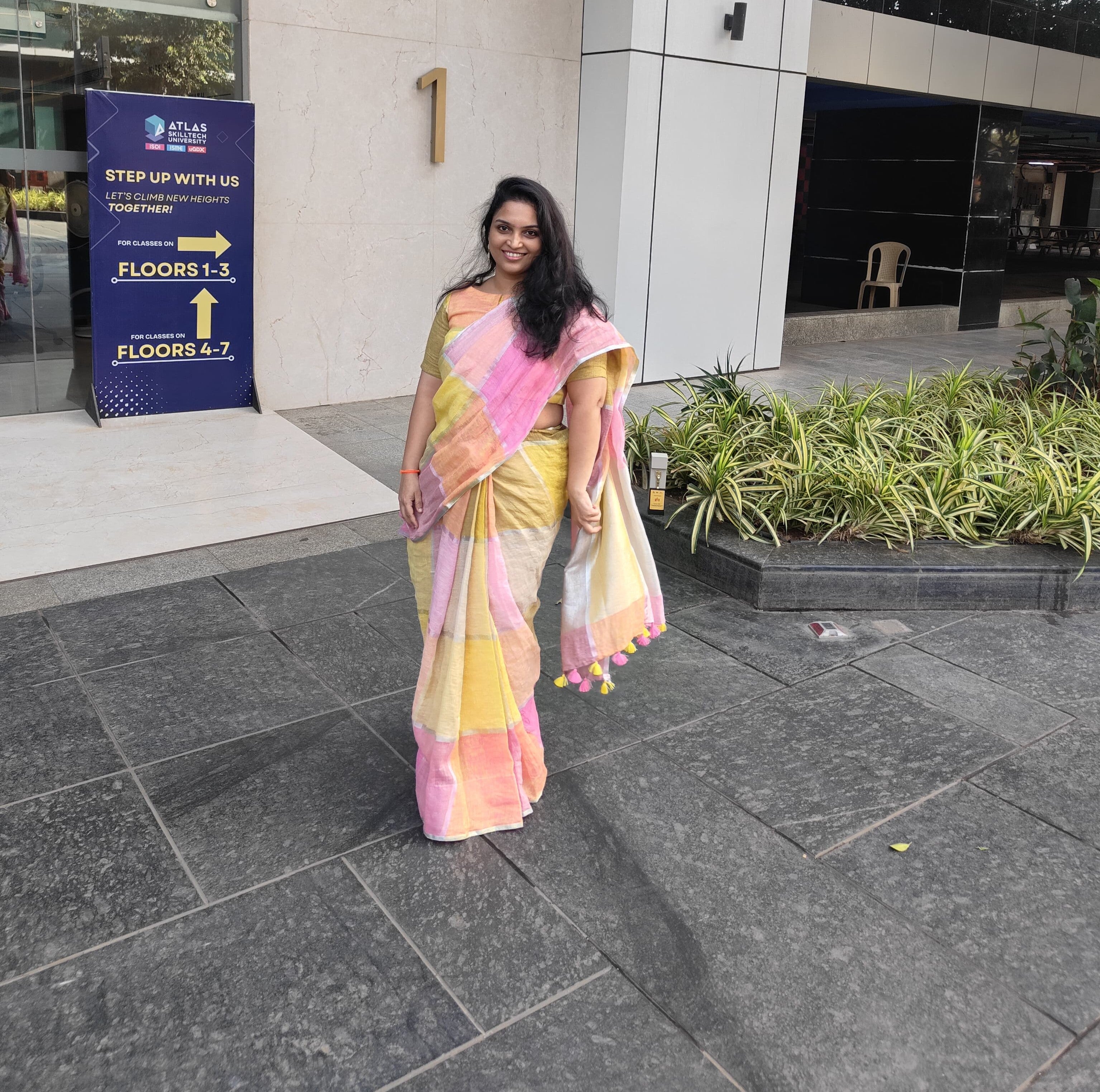 Cassata Linen Ready To Wear Pocket Saree