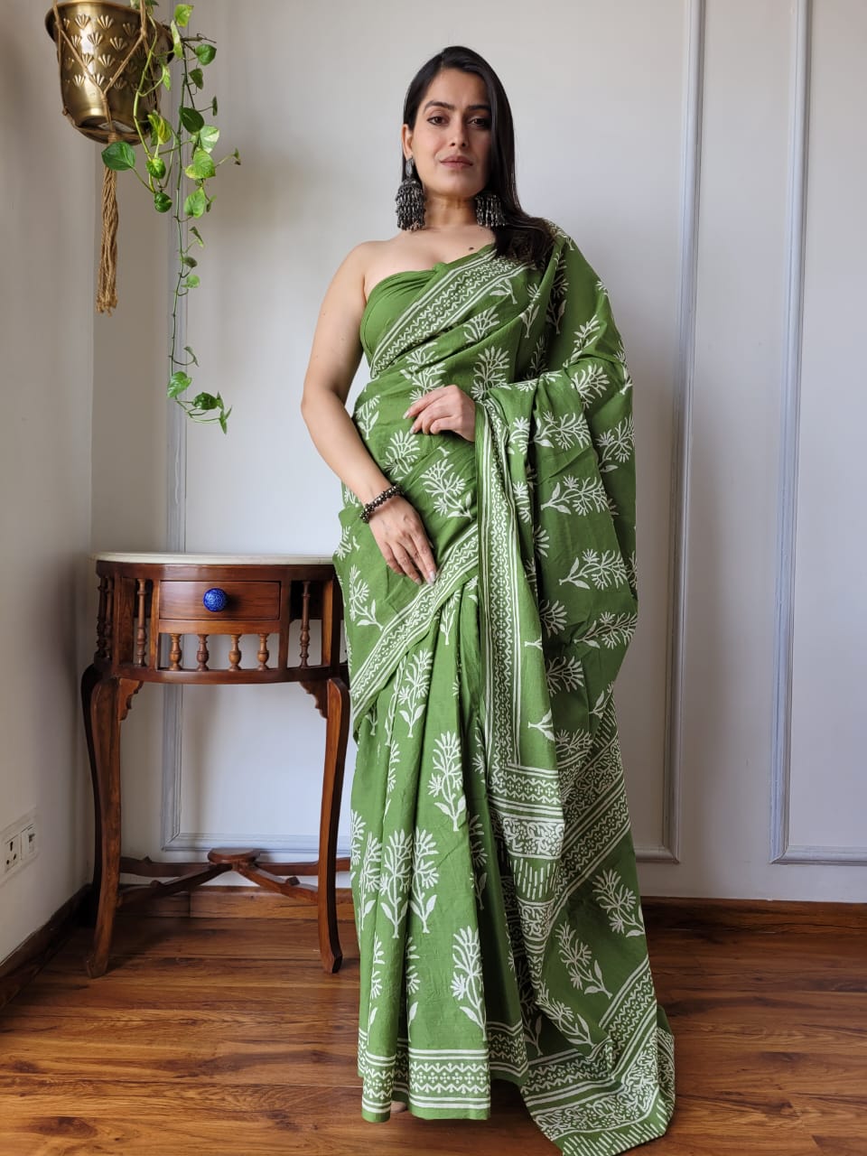 Aangan Mul Cotton (F) Ready To Wear Pocket Saree