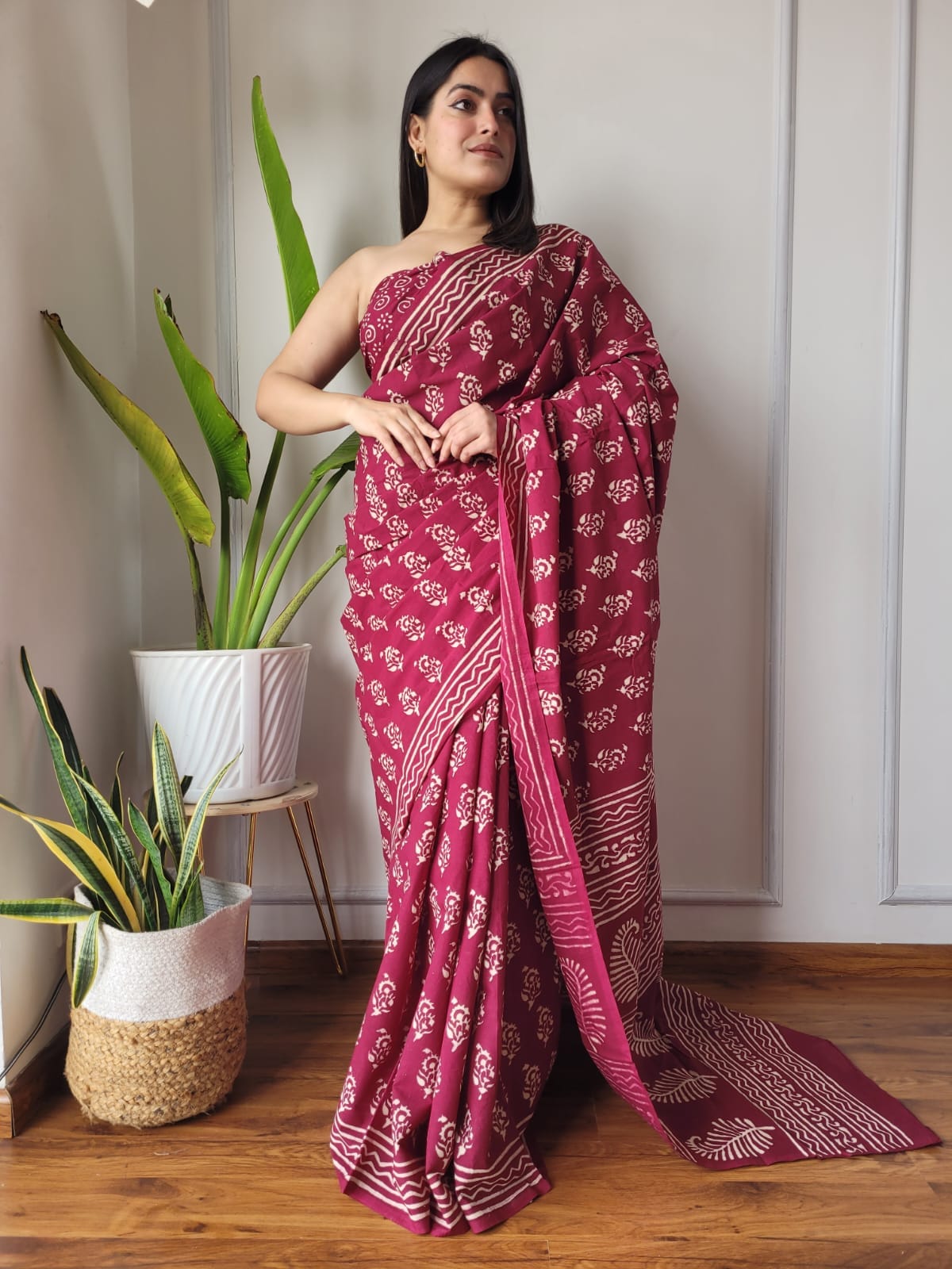 Aangan Mul Cotton (I) Ready To Wear Pocket Saree