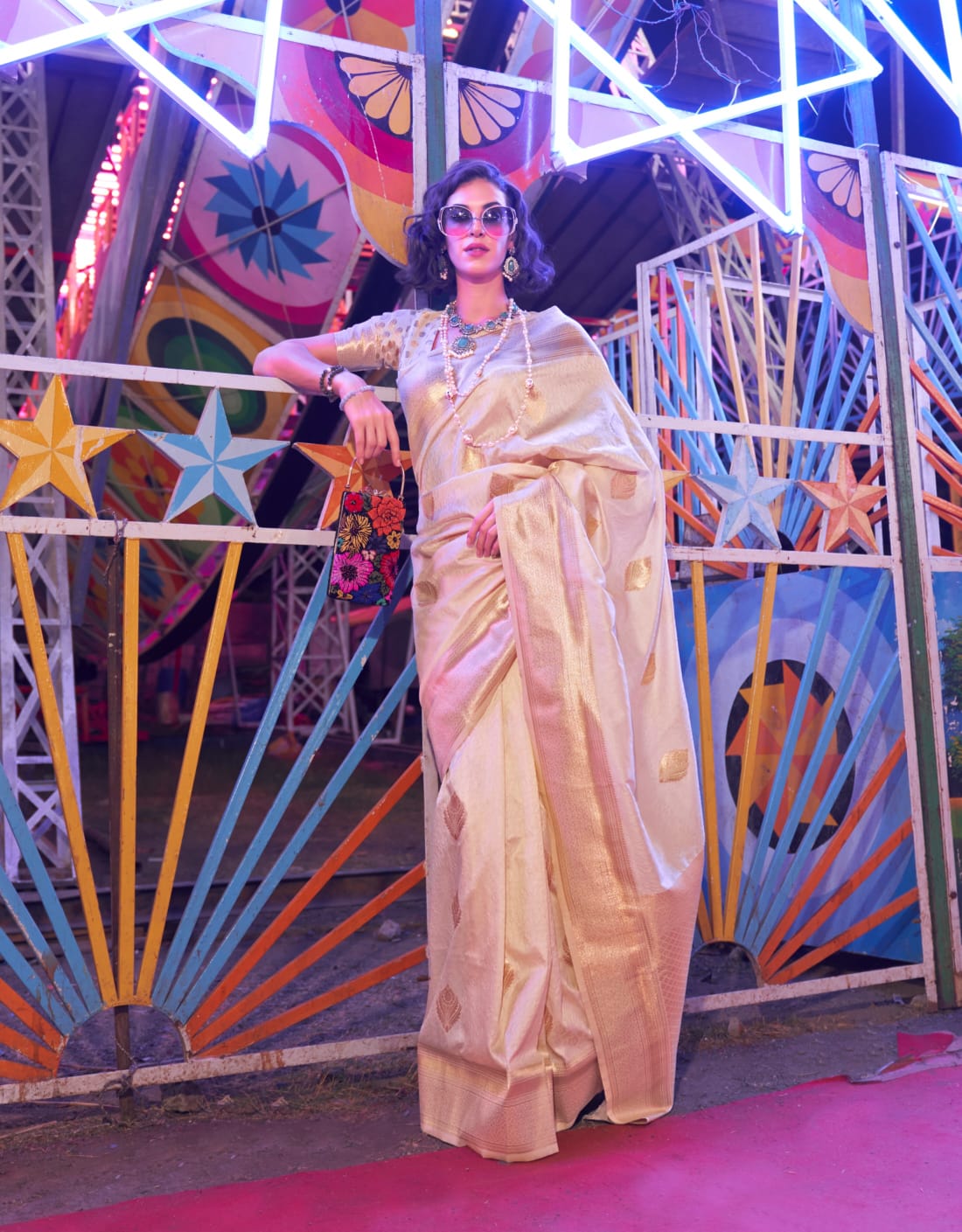Carnival Ivory Glow Silk Ready To Wear Pocket Saree