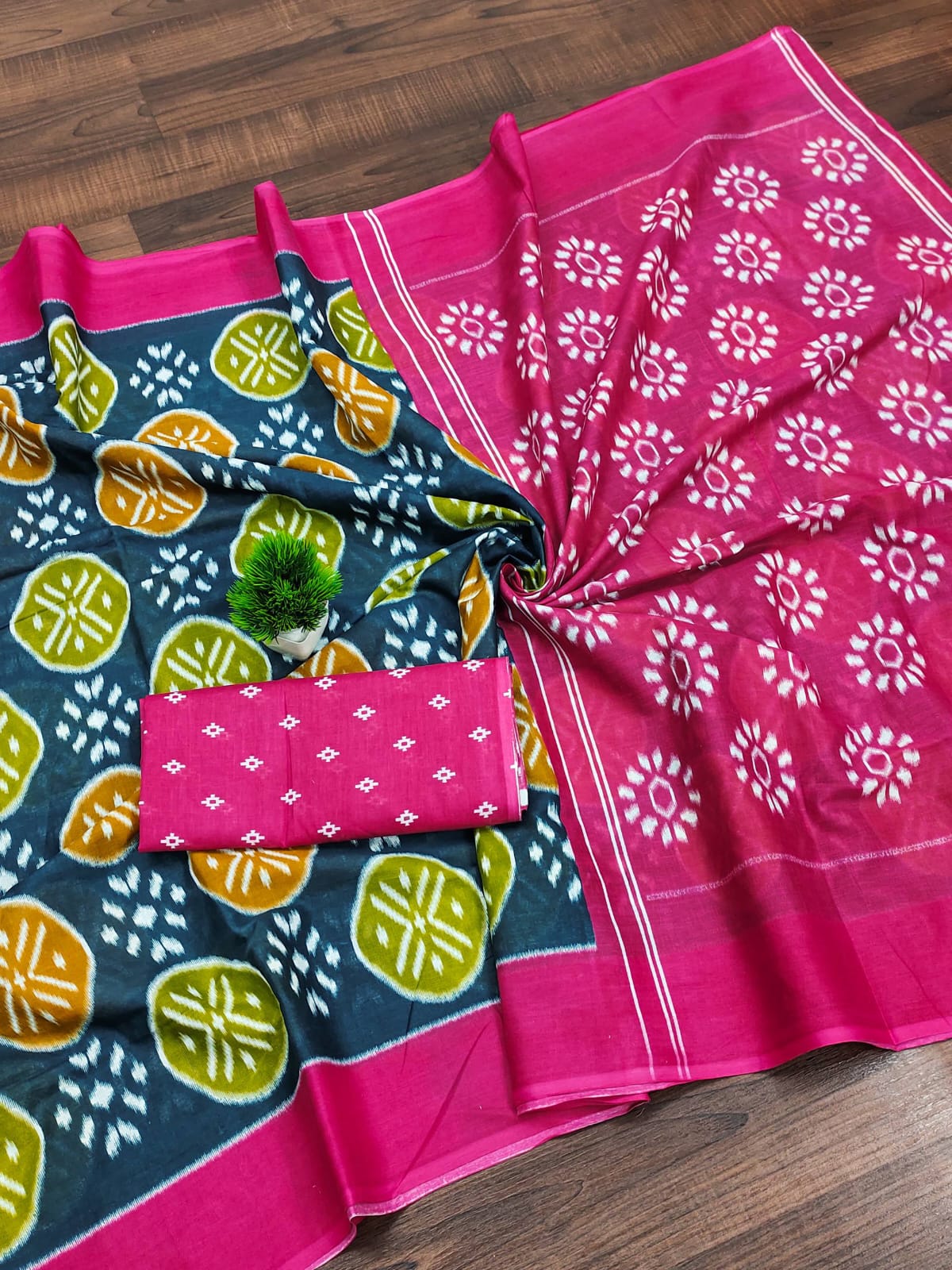 Mulmul Cotton Ikat Printed (C) Ready To Wear Pocket Saree