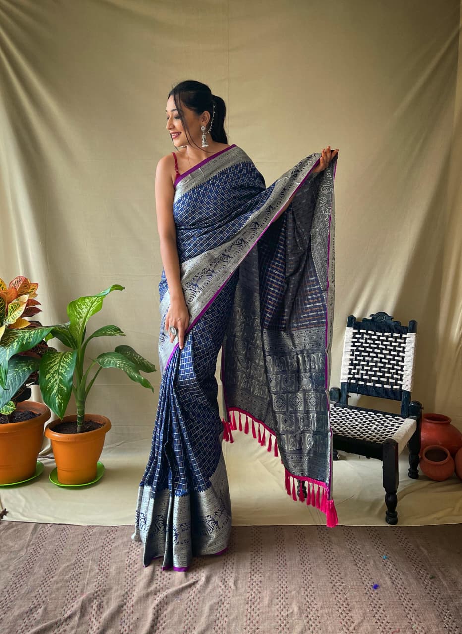 Royal Onyx Silk Ready To Wear Pocket Saree