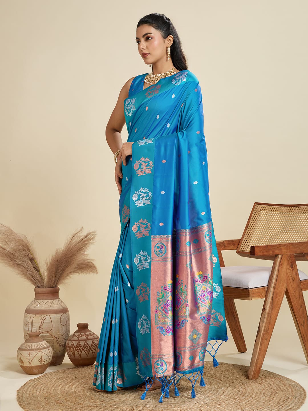 Utsav Aura (H) Ready To Wear Pocket Saree