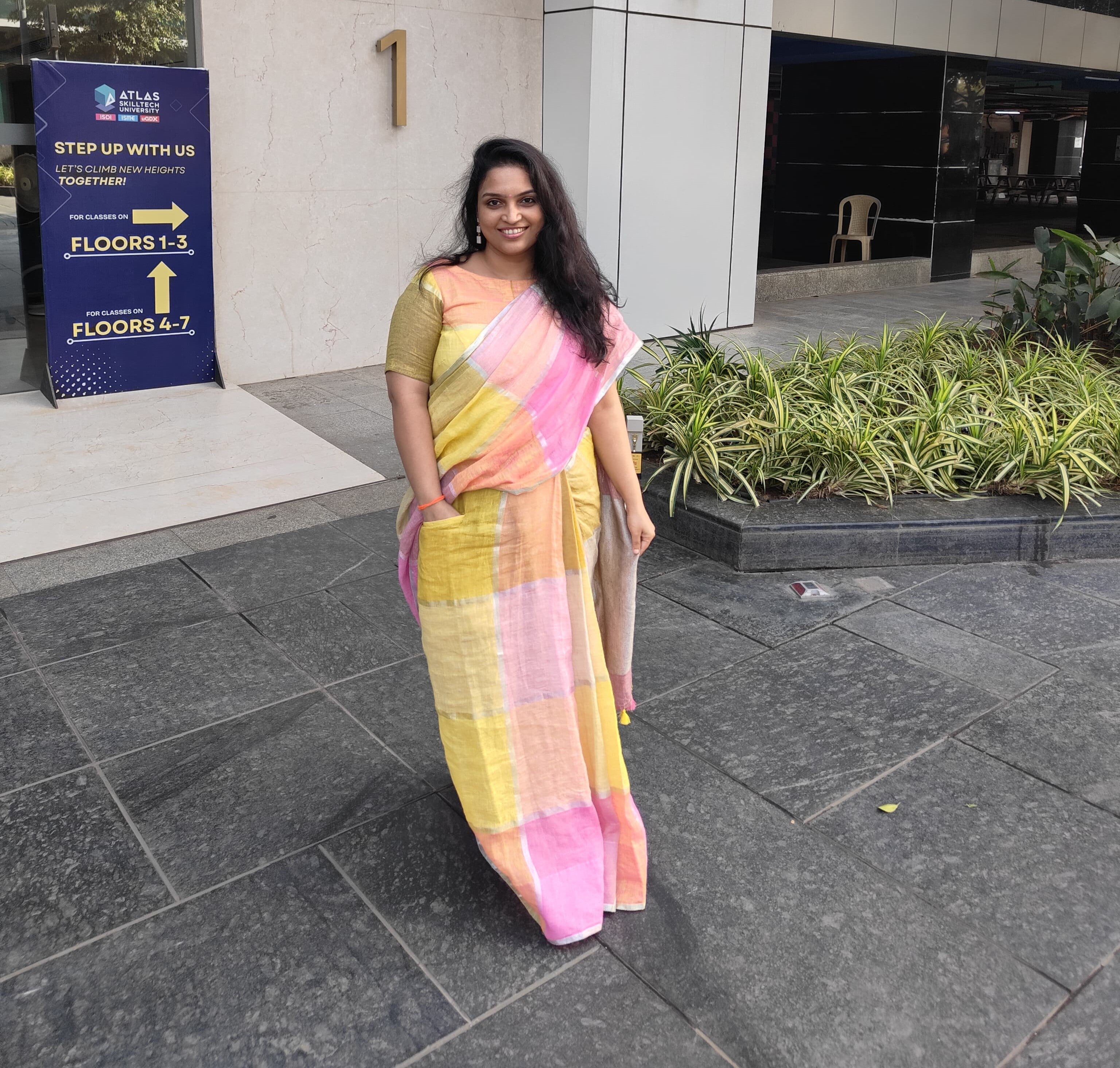 Cassata Linen Ready To Wear Pocket Saree