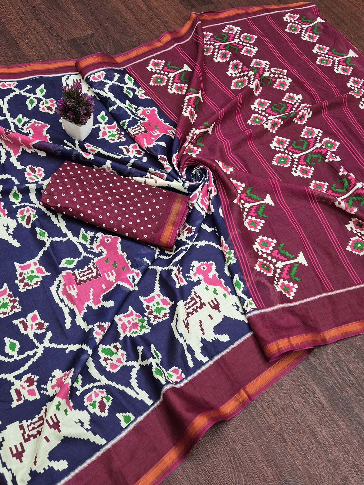 Saanjh Pichwai Cotton Ready To Wear Pocket Saree | Blue