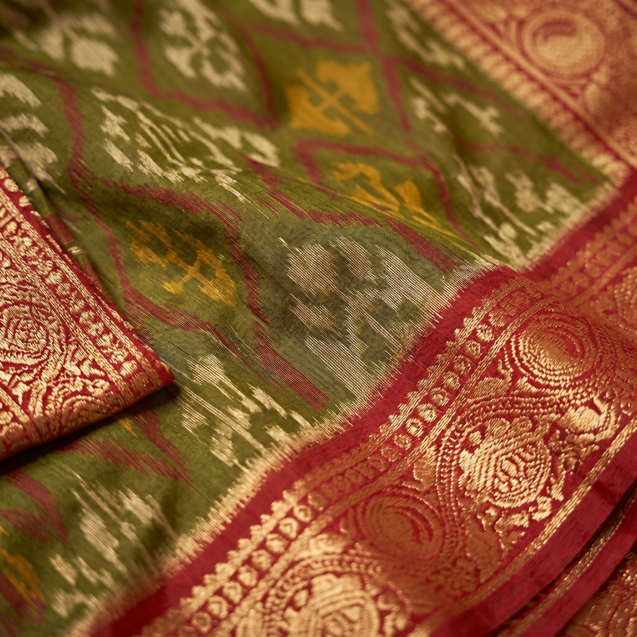 Crimson Ikat Powerloom Silk (A) Ready To Wear Pocket Saree