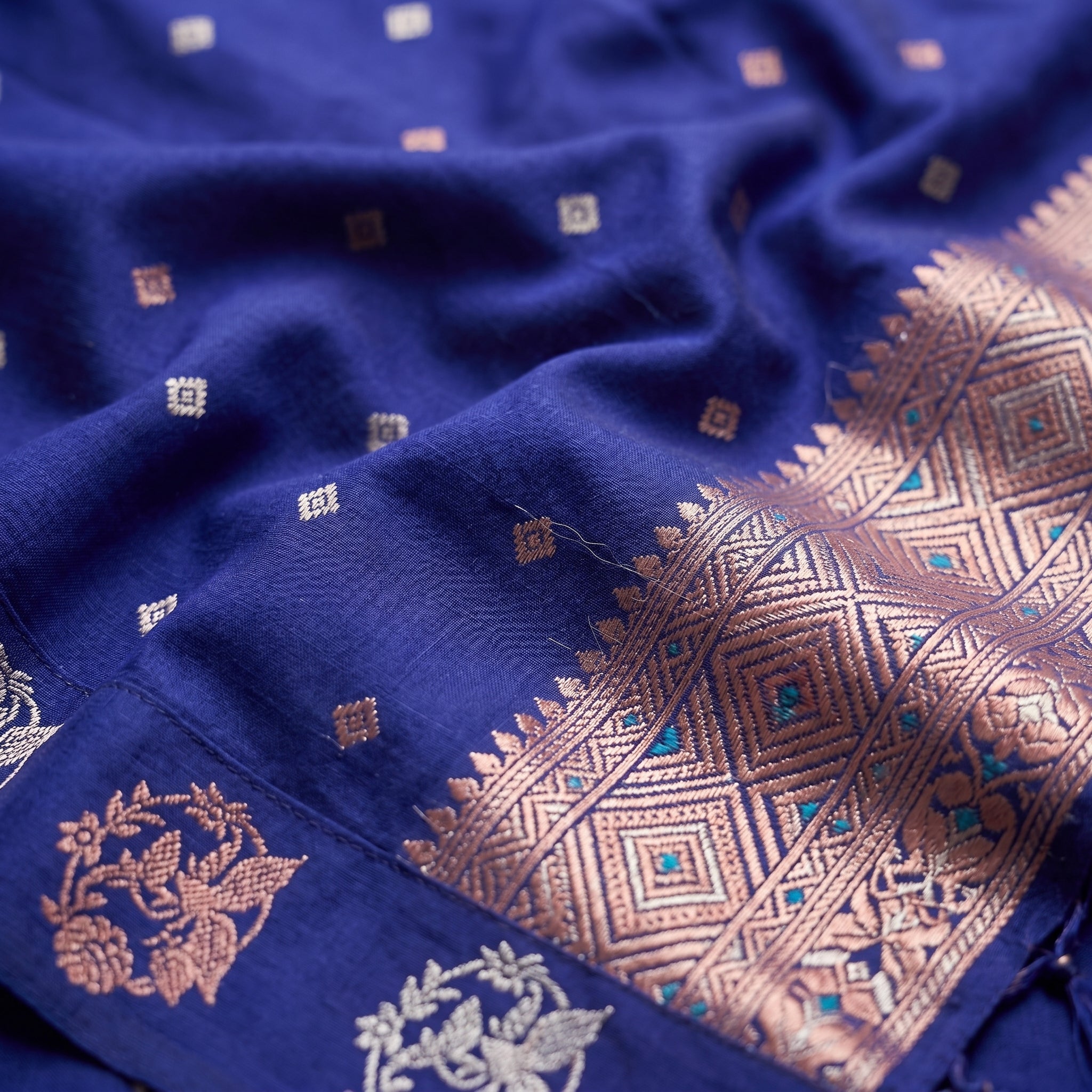 Utsav Aura (D) Ready To Wear Pocket Saree