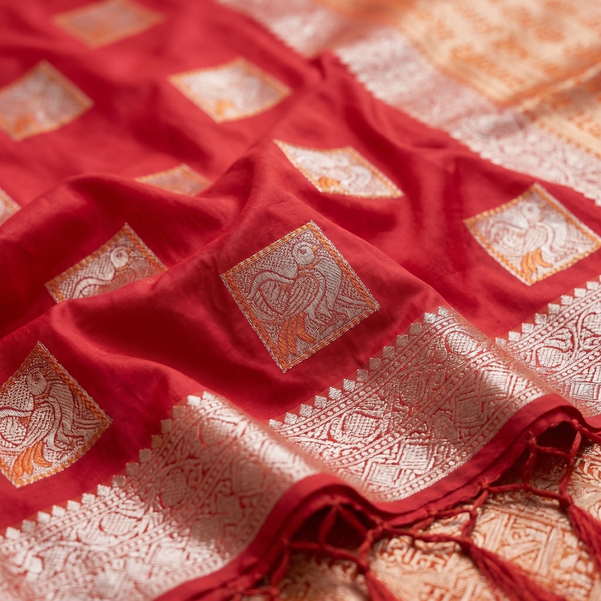 Ruhani Silk (C) Ready To Wear Pocket saree