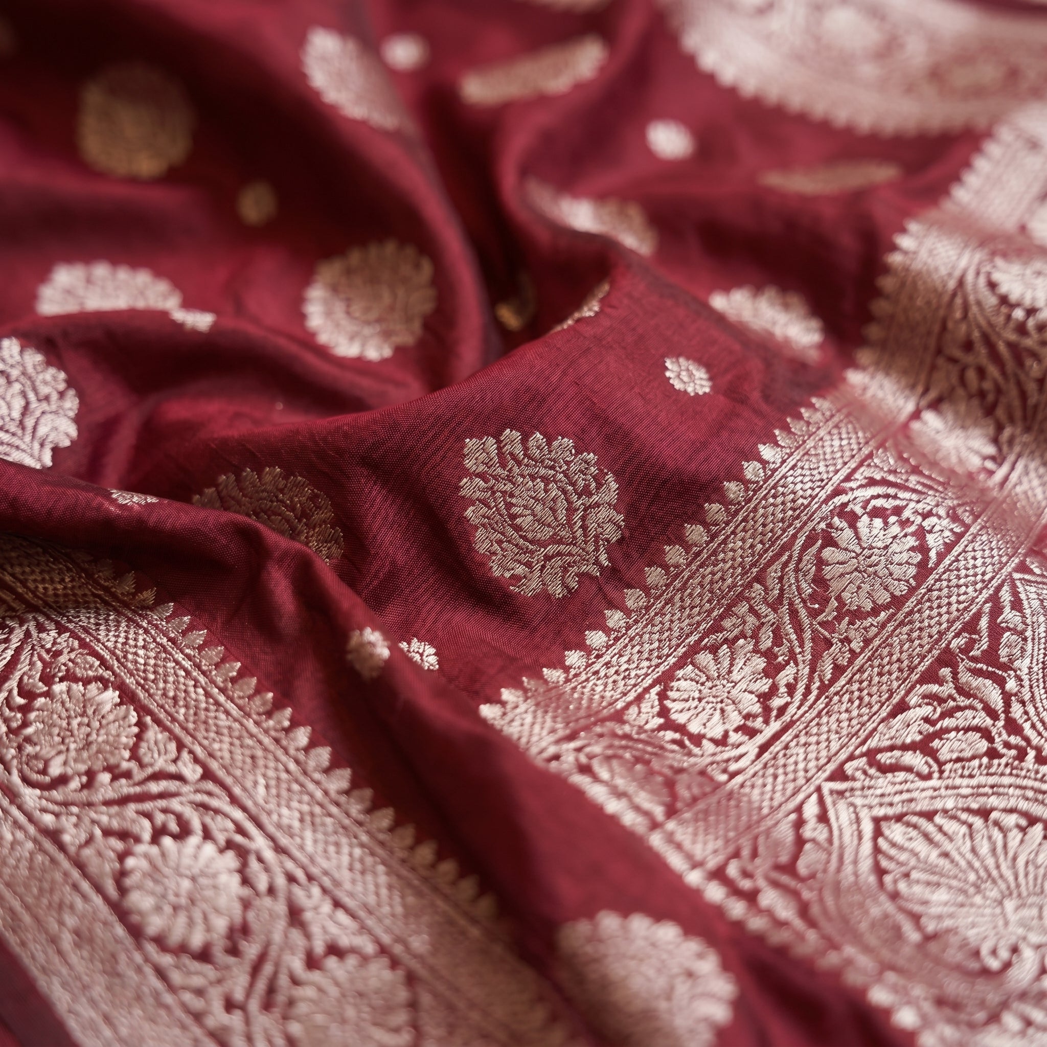 SIlkspell Maroon Ready To Wear Pocket Saree