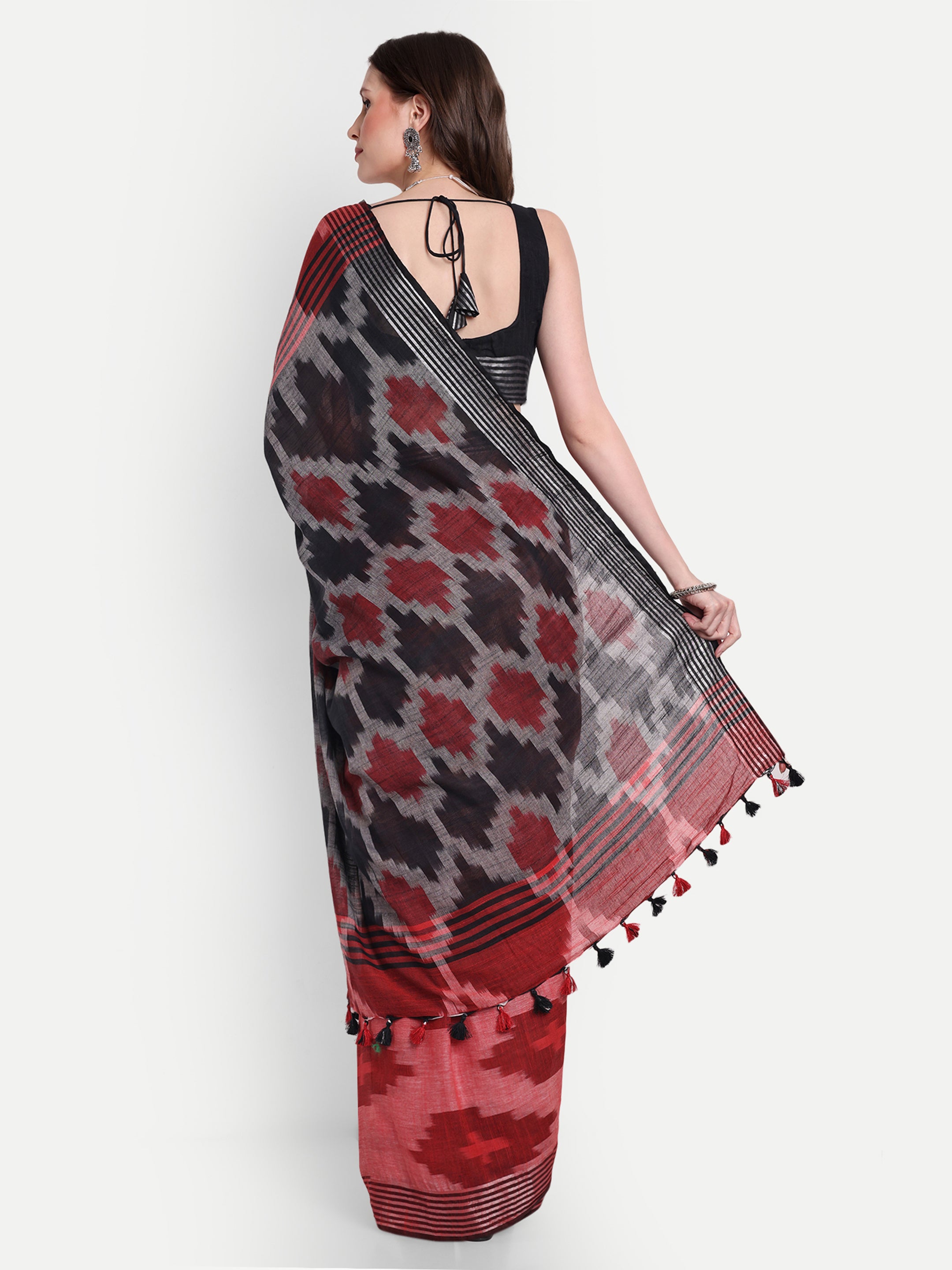 Scarlet Veil Ikat Cotton Ready To Wear Pocket Saree